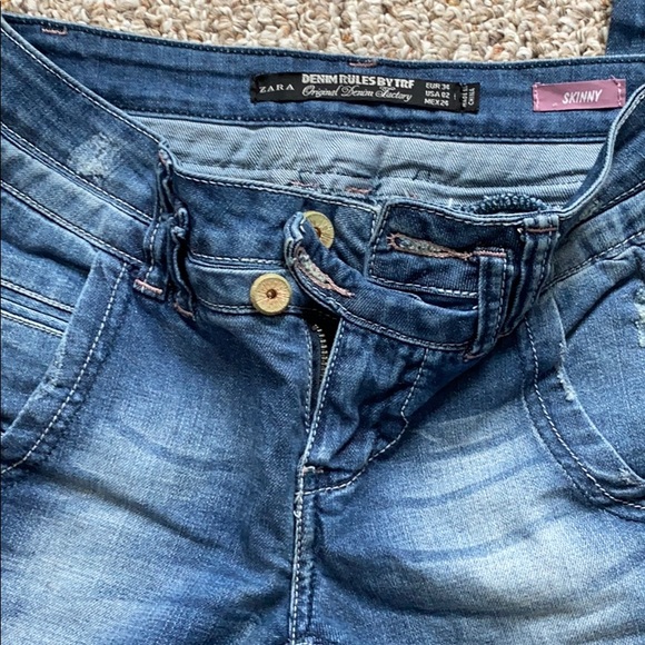 Zara jeans - Picture 2 of 3